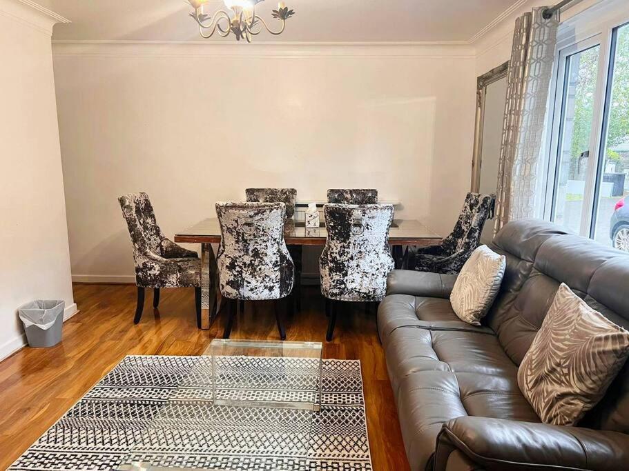 Shared House In Central Location Инвернес Екстериор снимка