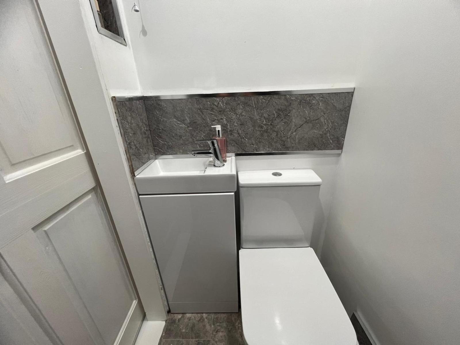 Shared House In Central Location Инвернес Екстериор снимка