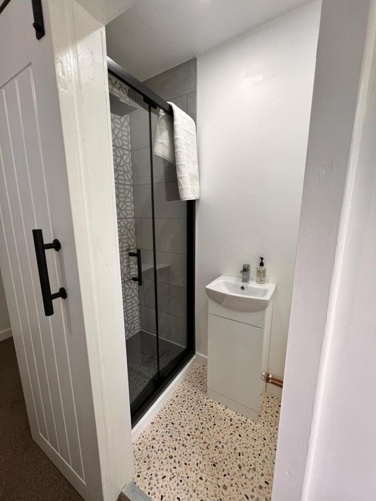 Shared House In Central Location Инвернес Екстериор снимка