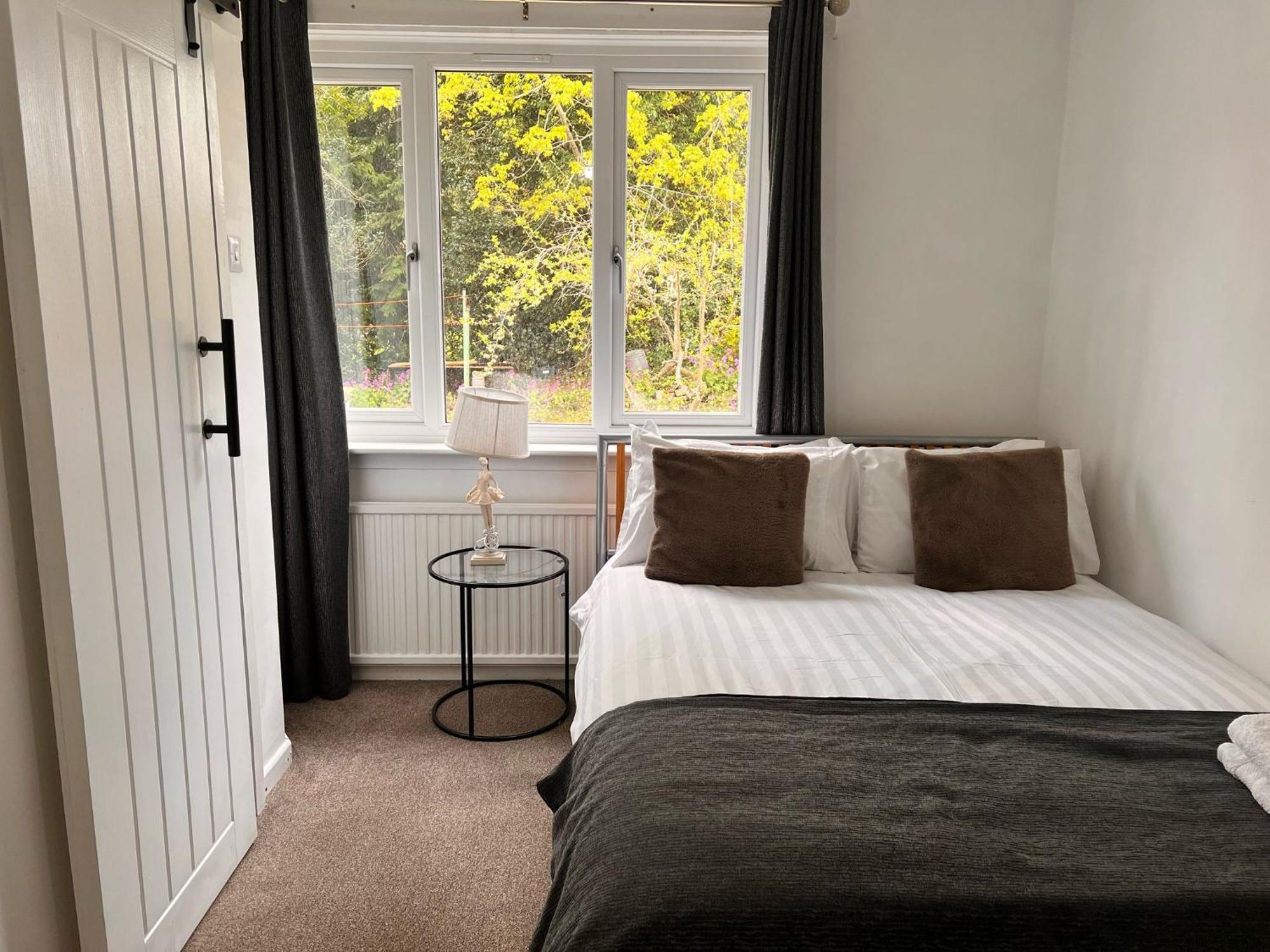 Shared House In Central Location Инвернес Екстериор снимка